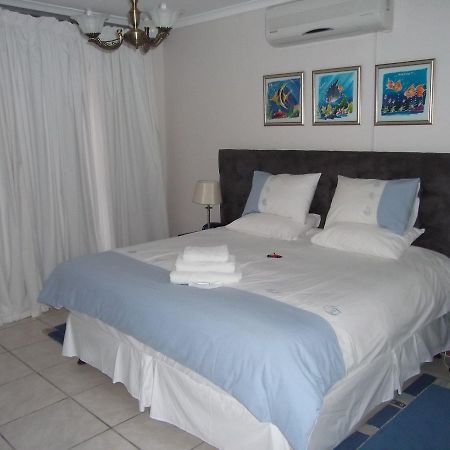 Scorpio Guest House Vredenburg Kültér fotó
