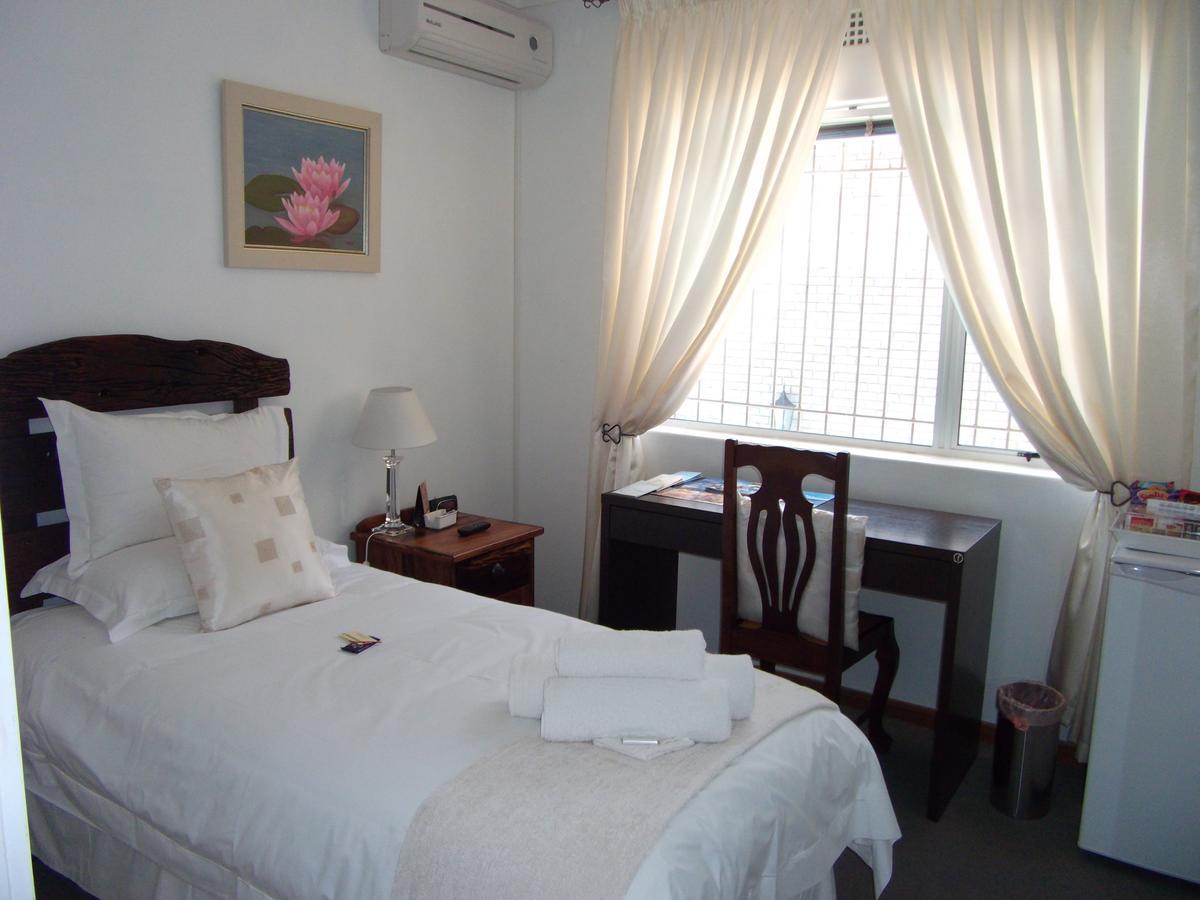 Scorpio Guest House Vredenburg Kültér fotó