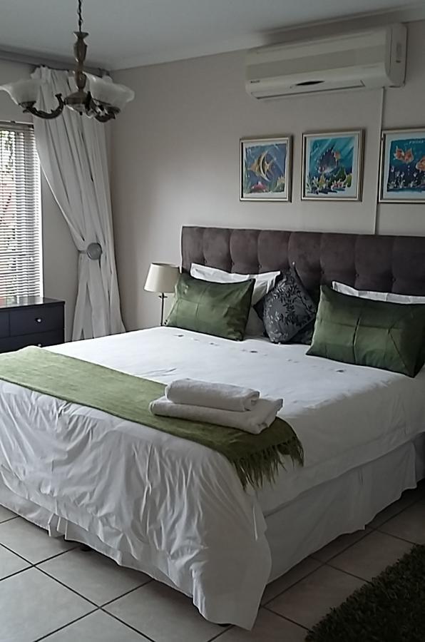 Scorpio Guest House Vredenburg Kültér fotó